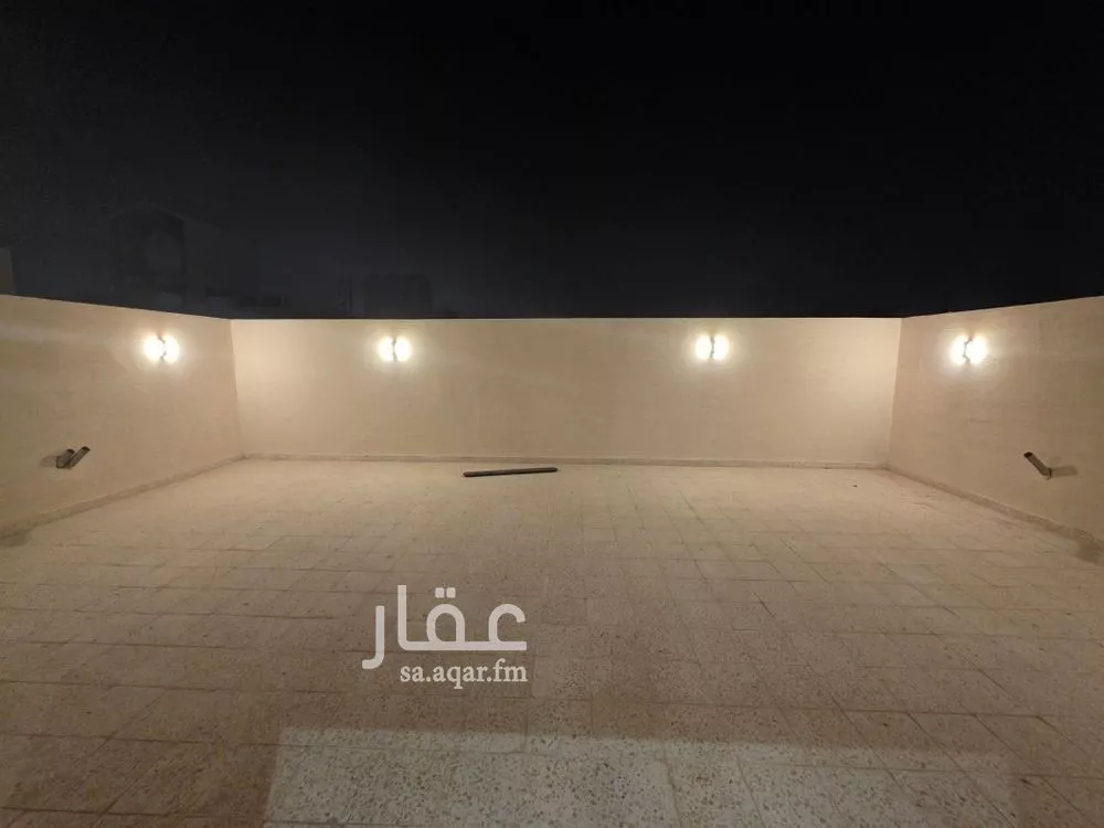 فيلا 8 غرف في النرجس 10