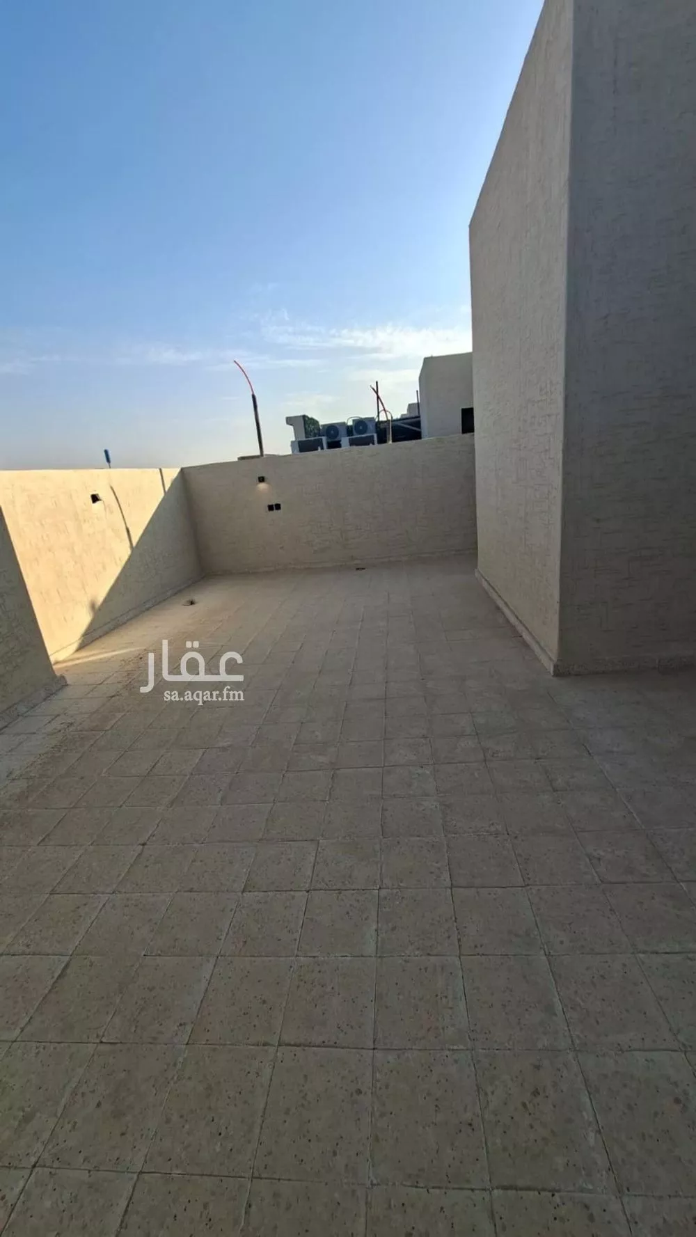 فيلا 5 غرف في عكاظ 10