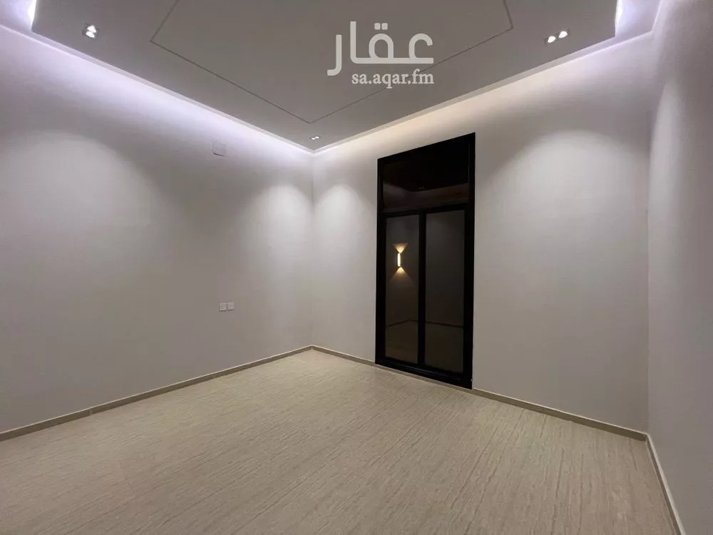 فيلا 6 غرف في النظيم 14