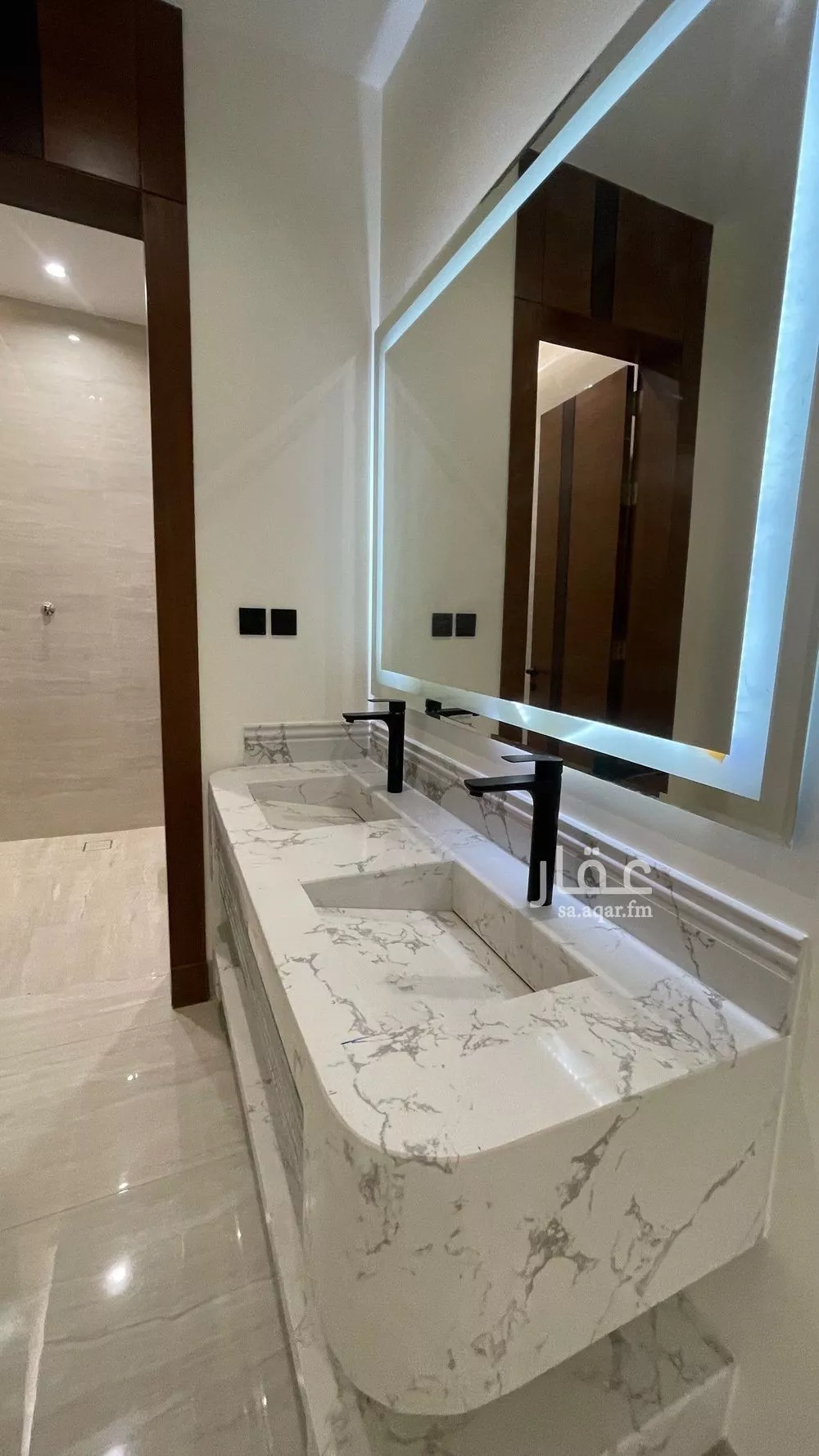 6 bedroom villa in Al Mahdiyyah 14