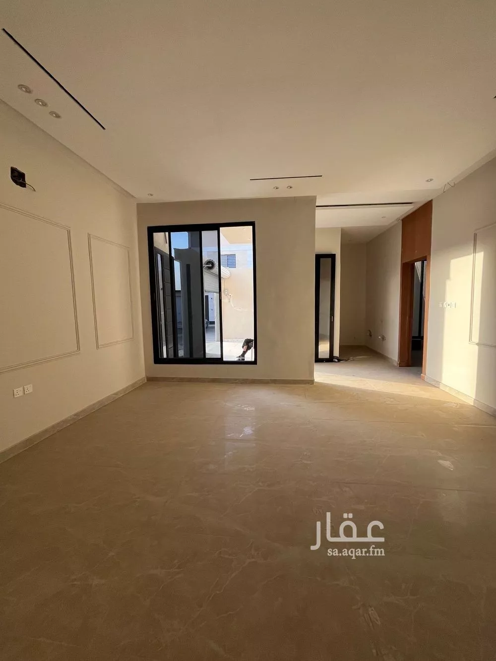 6 bedroom villa in Al Janadriyah 8