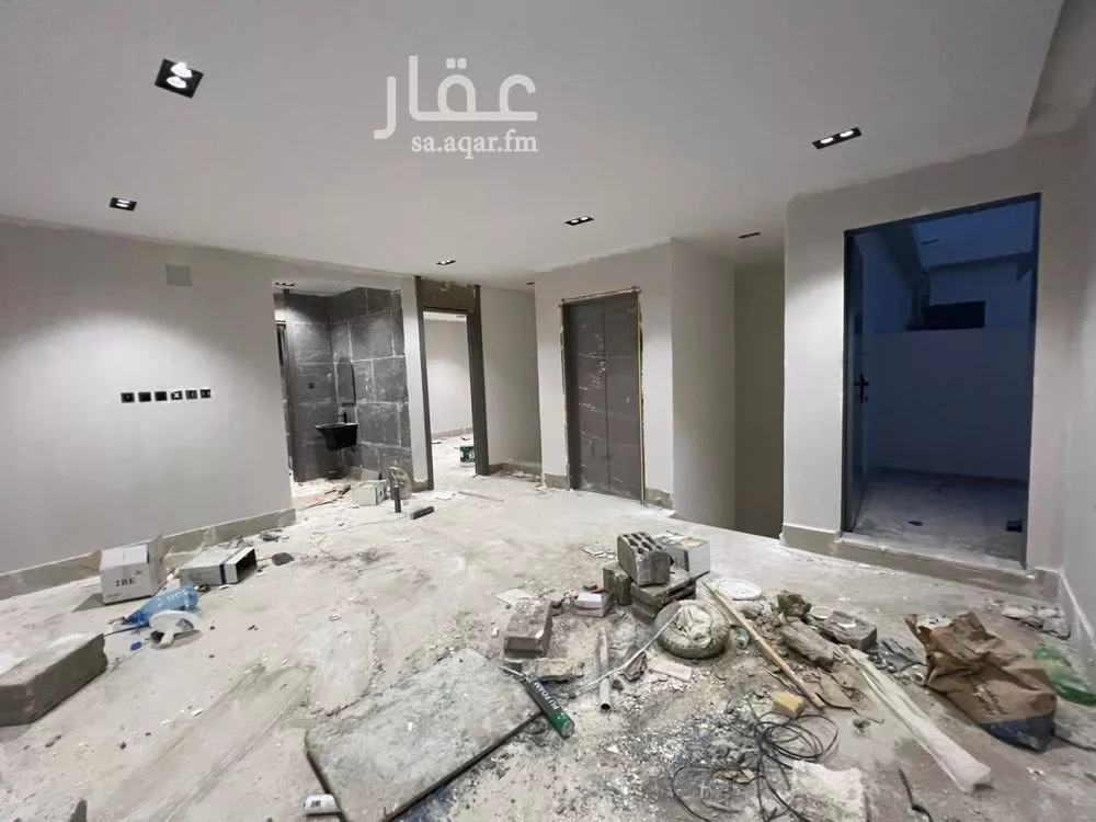 6 bedroom villa in Al Uraija Al Gharbiyah 14