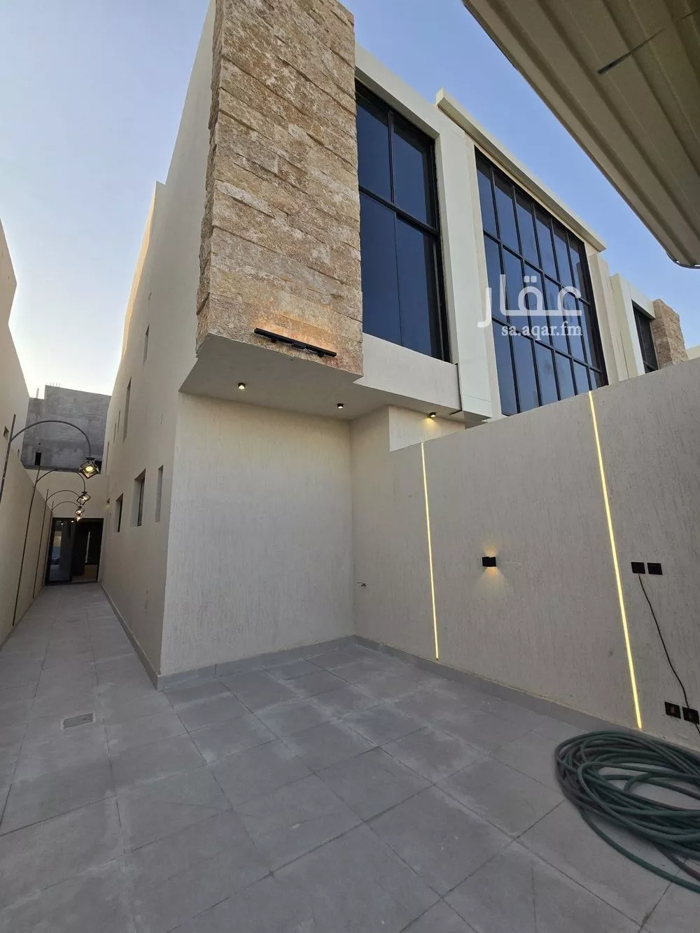 5 bedroom villa in Okaz 3