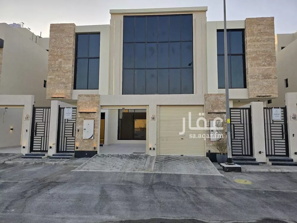 5 bedroom villa in Okaz 4