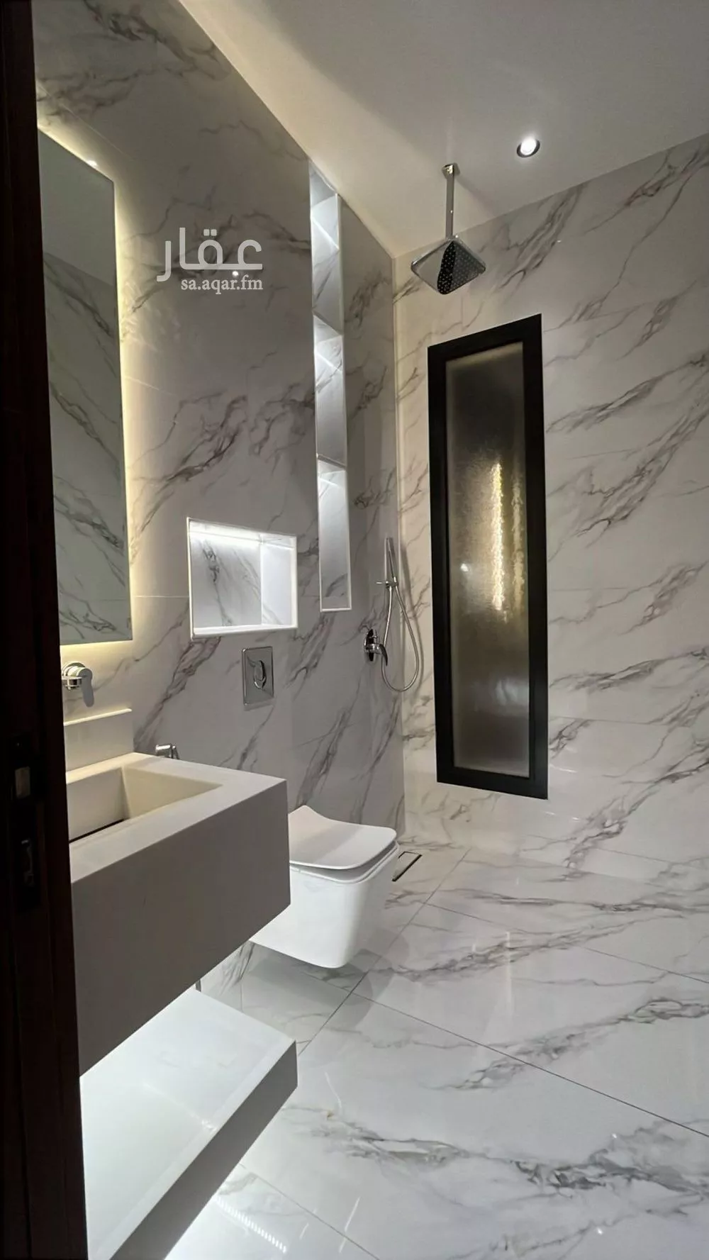 6 bedroom villa in Al Mahdiyyah 12