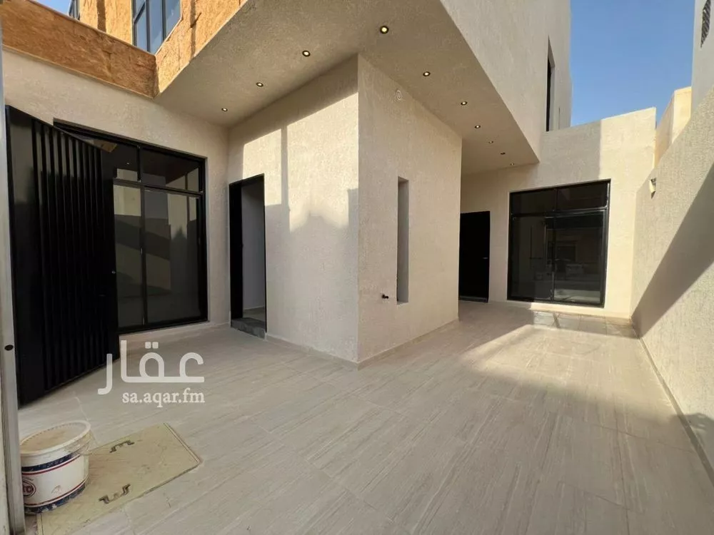 فيلا 5 غرف في طويق 6