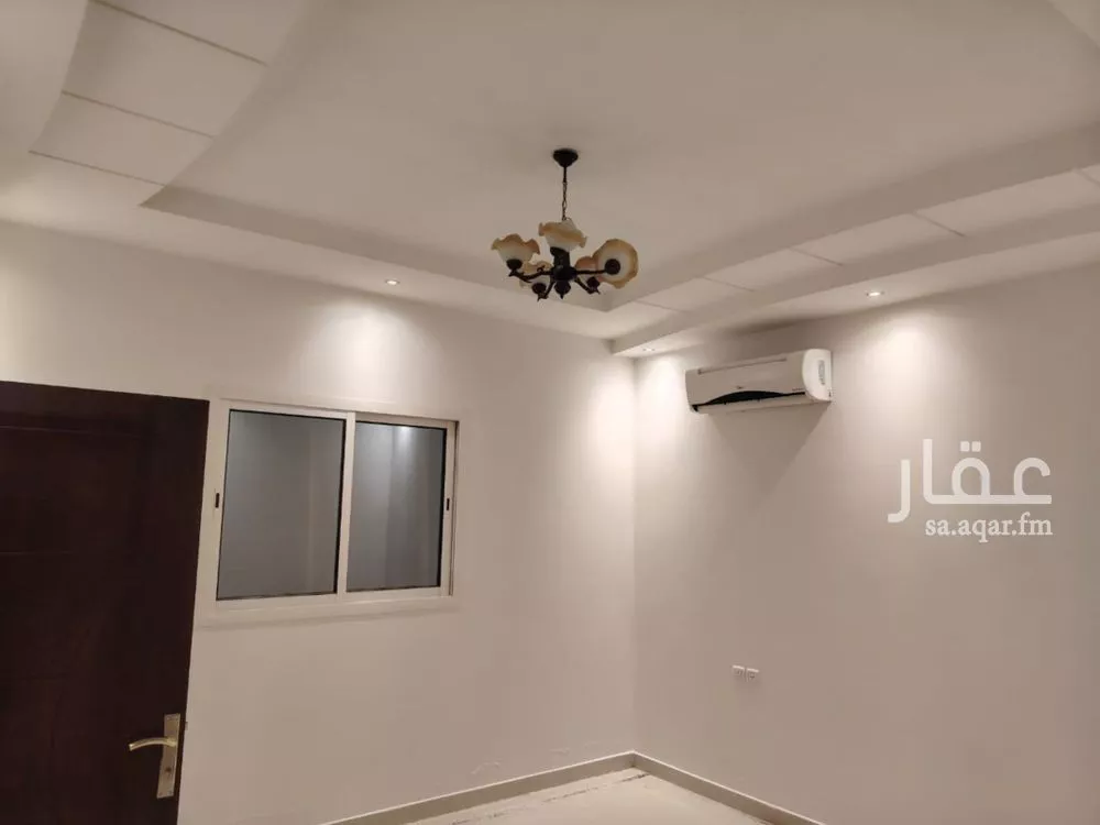 3 bedroom floor in Al Yasmin 2