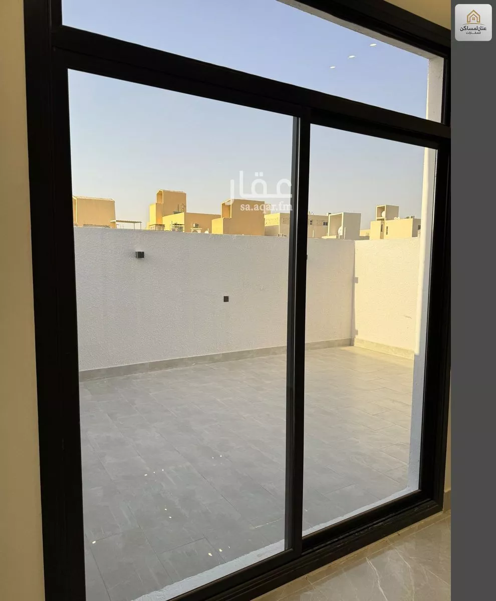 فيلا 7 غرف في الشرق 7