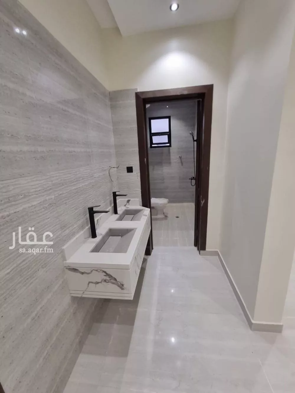 6 bedroom villa in Okaz 5