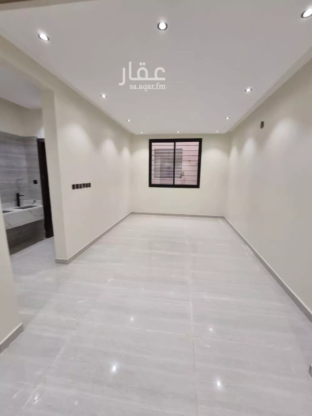6 bedroom villa in Okaz 8
