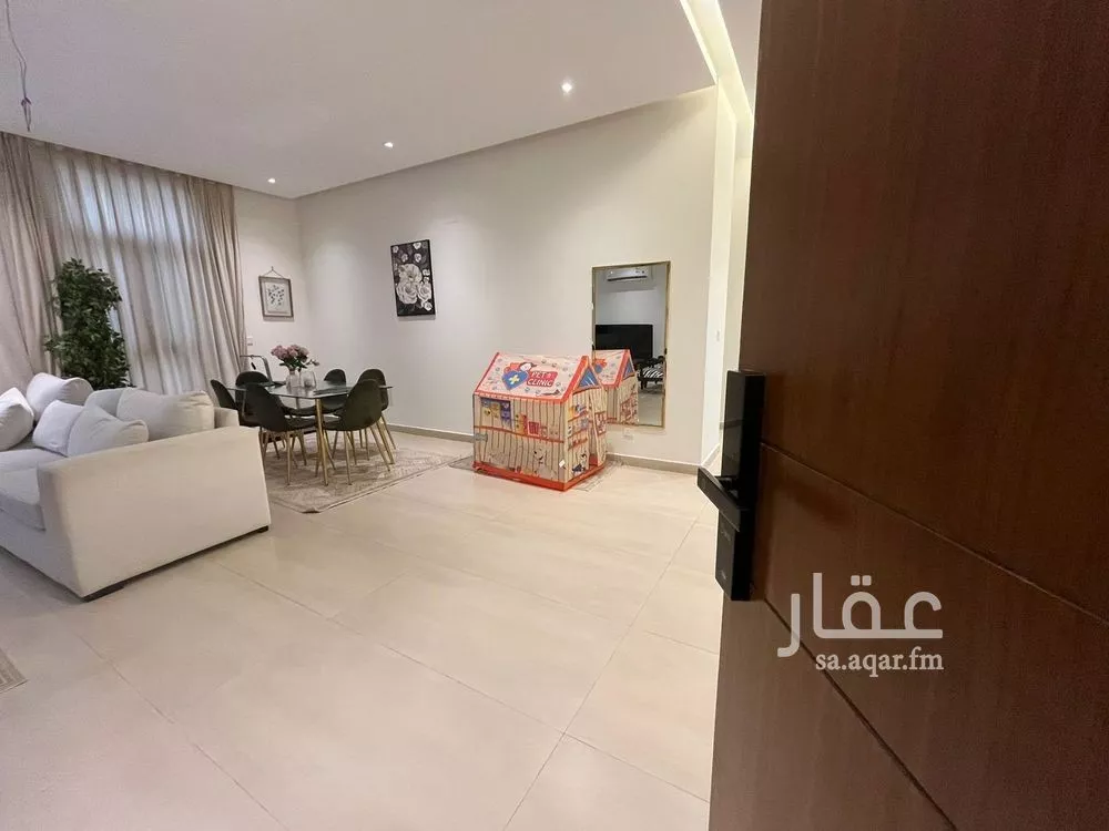 3 bedroom apartment in Irqah 12