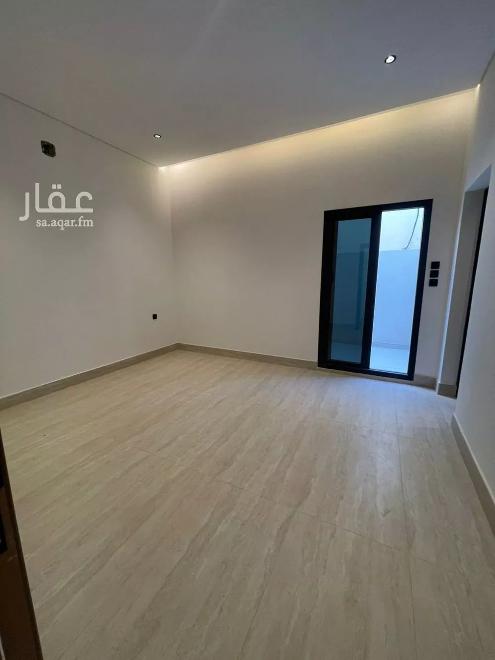 6 bedroom villa in Al Mahdiyyah 11