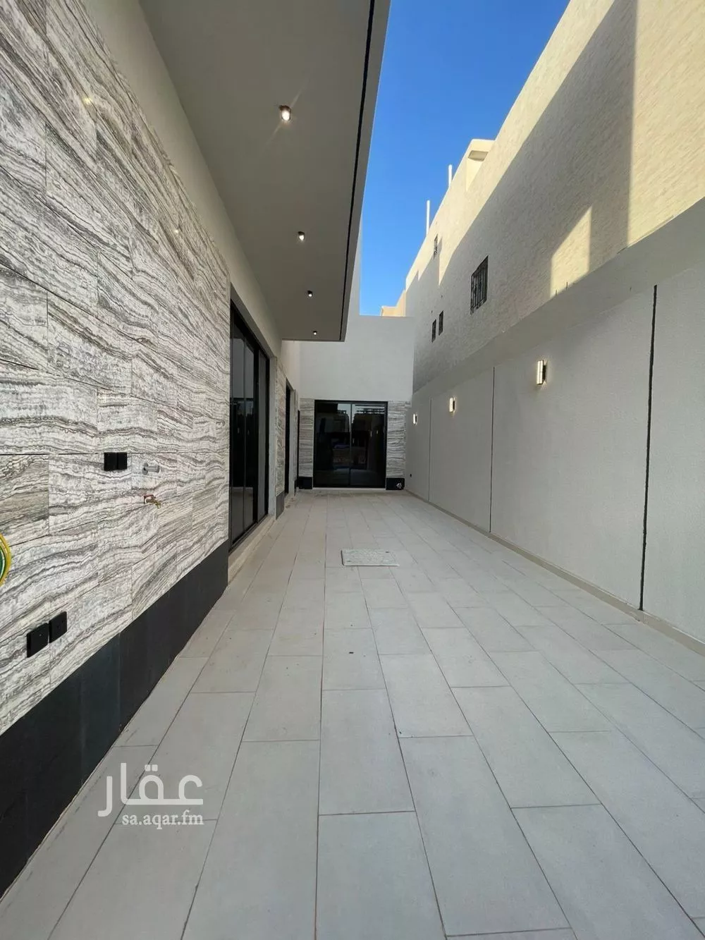 6 bedroom villa in Al Mahdiyyah 3