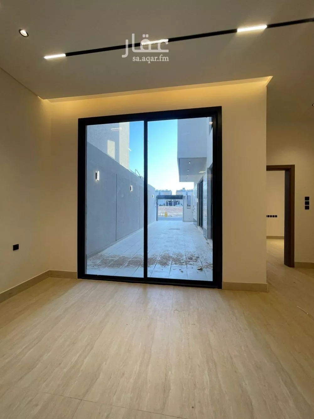 6 bedroom villa in Al Mahdiyyah 8