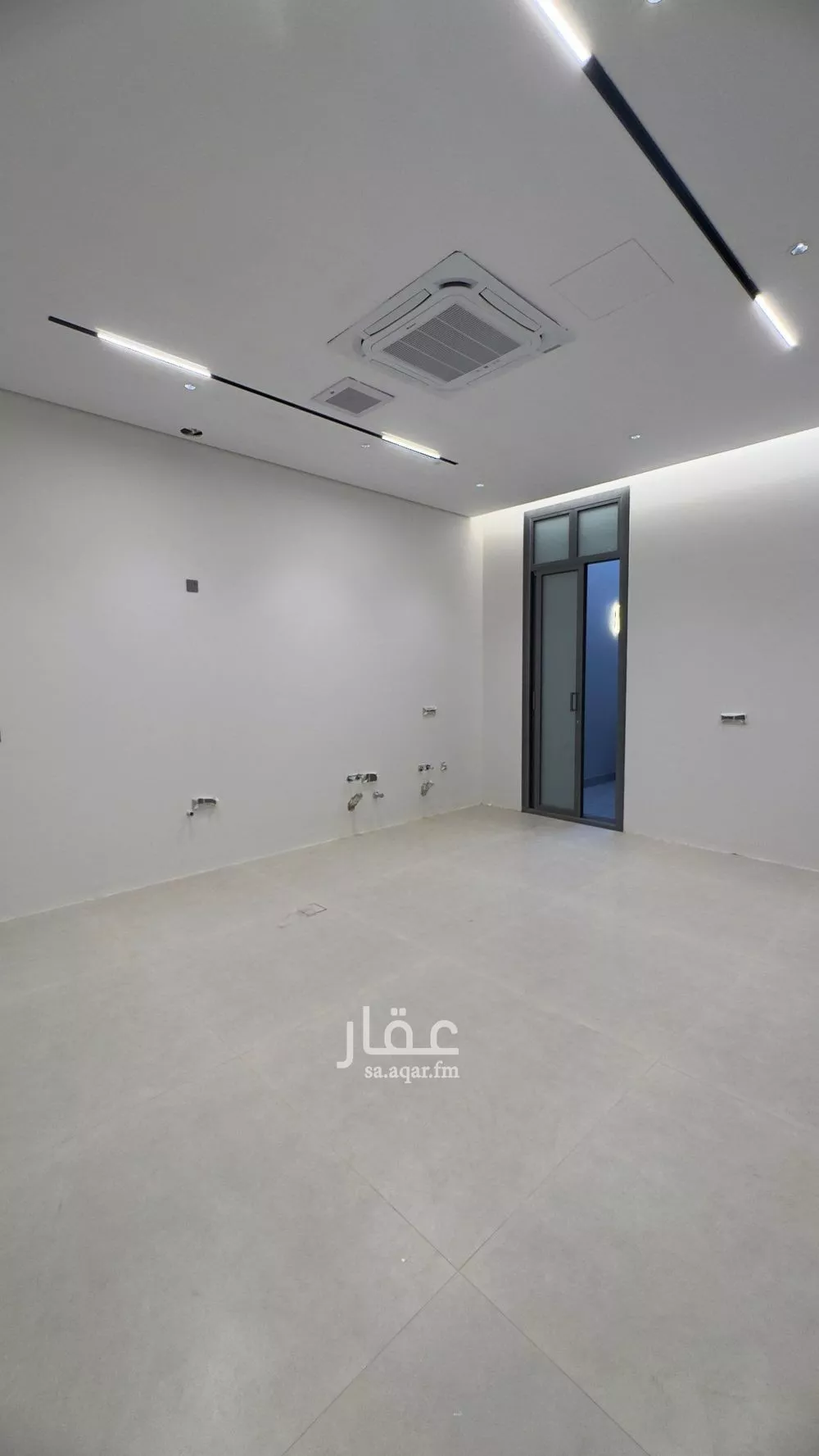 5 bedroom villa in Al Mahdiyyah 6