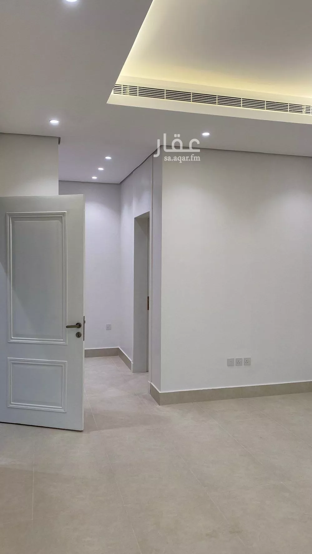 5 bedroom villa in Al Mahdiyyah 6