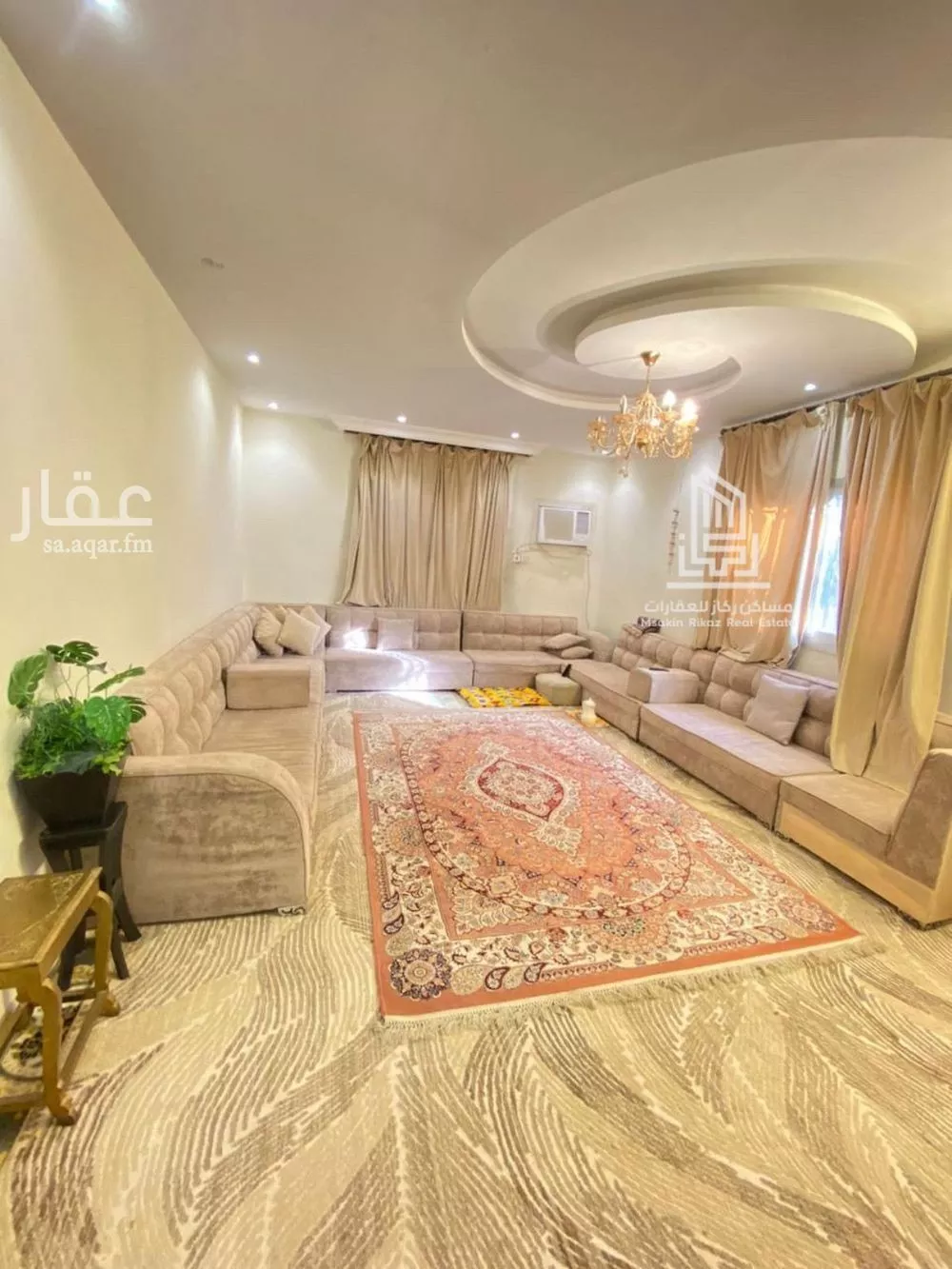 5 bedroom villa in Al Aziziyah 7