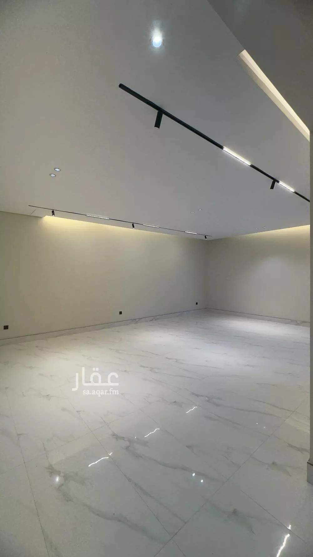 6 bedroom villa in Al Mahdiyyah 12