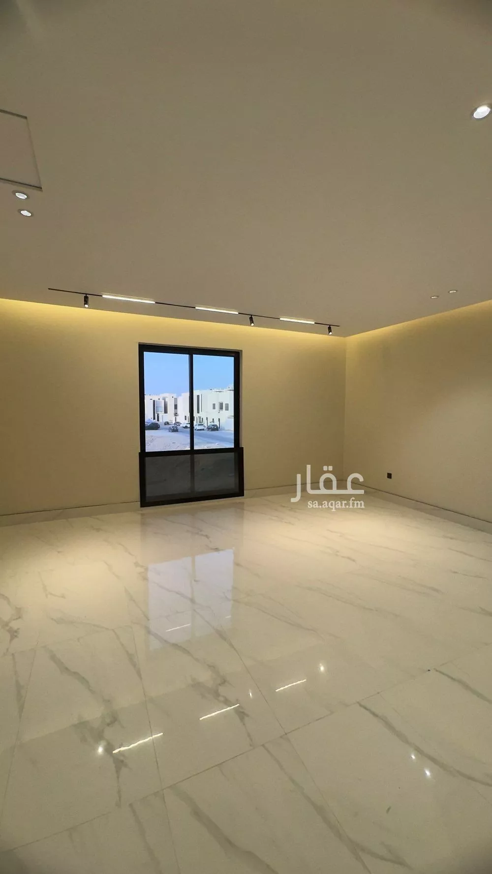 6 bedroom villa in Al Mahdiyyah 8