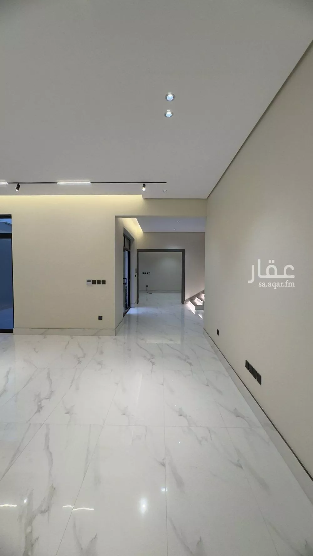 6 bedroom villa in Al Mahdiyyah 9