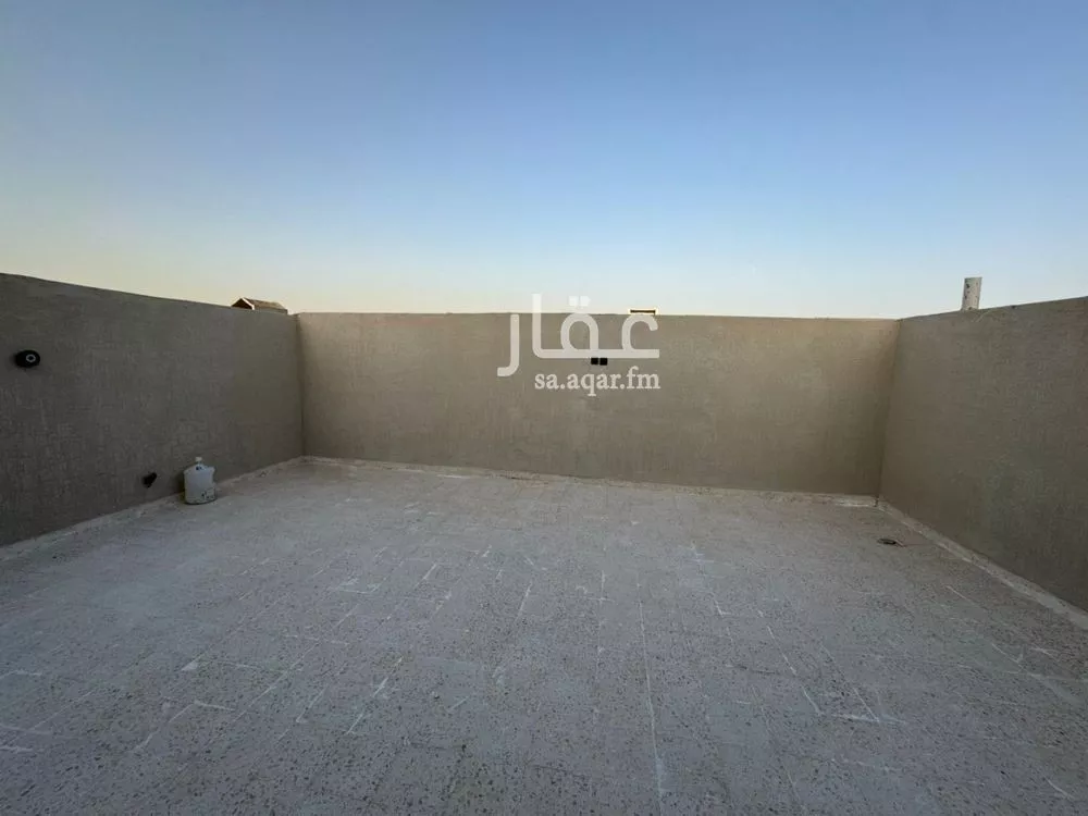 فيلا 7 غرف في طويق 16
