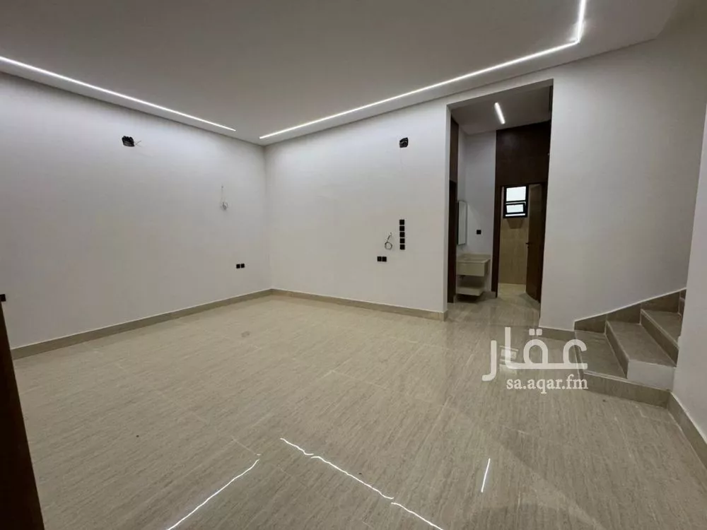 فيلا 7 غرف في طويق 20