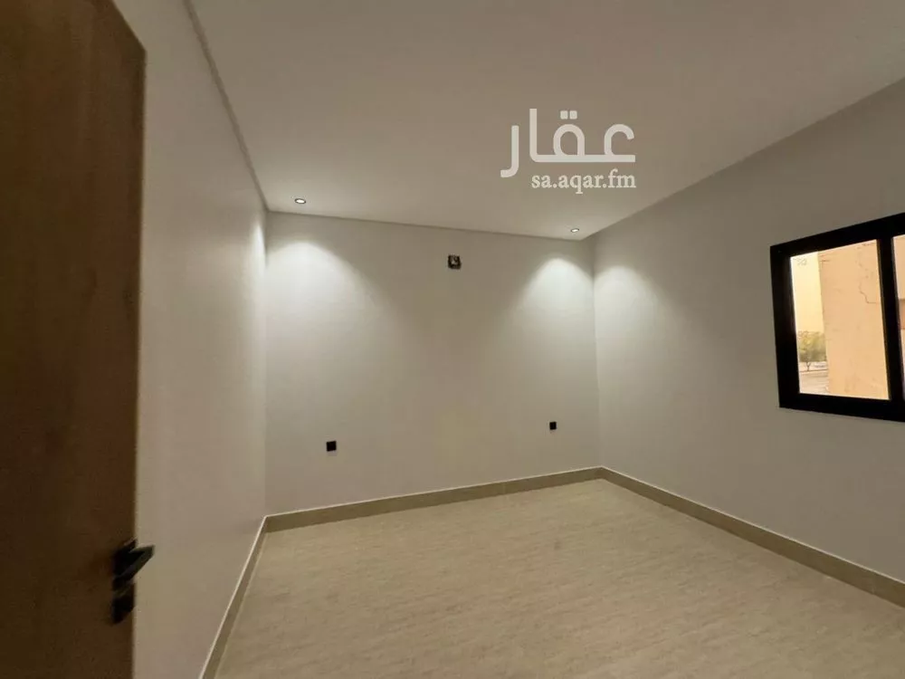 فيلا 7 غرف في طويق 10
