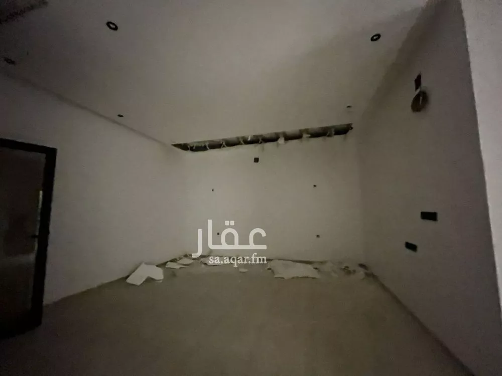فيلا 5 غرف في طويق 12