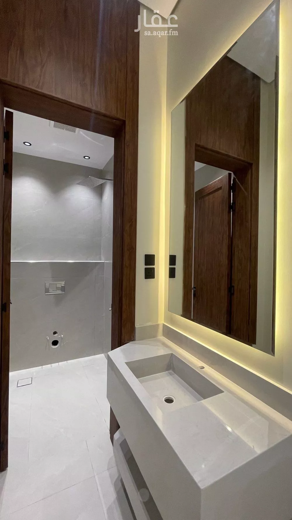 5 bedroom villa in Al Mahdiyyah 9