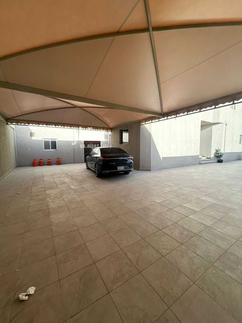 land in Al Wadi, Riyadh 8