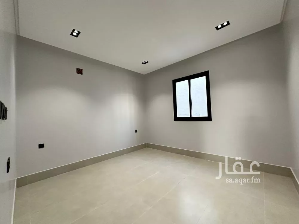 فيلا 6 غرف في العريجاء الغربية 21