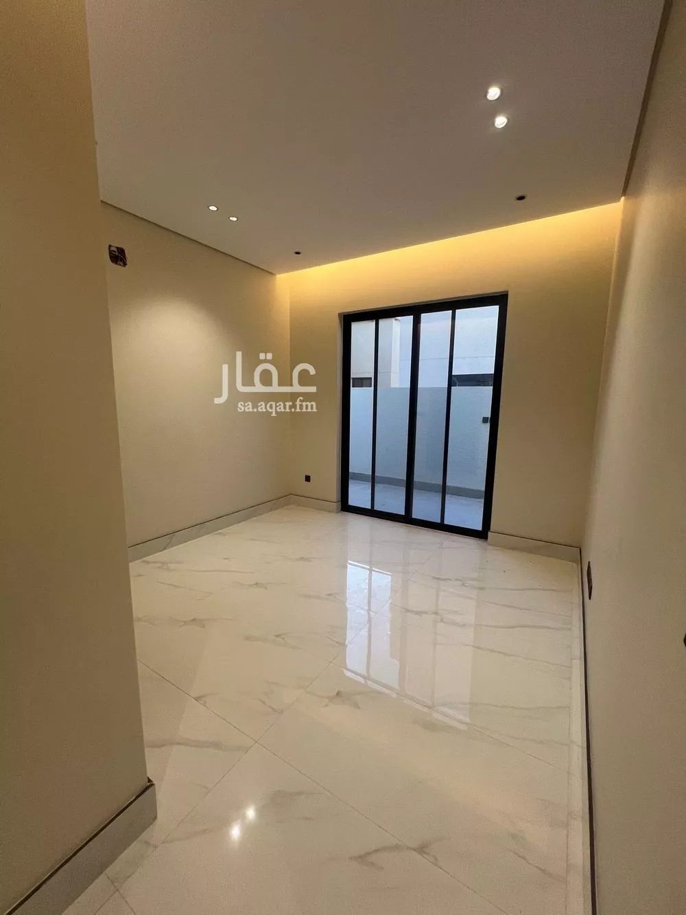 6 bedroom villa in Al Mahdiyyah 15