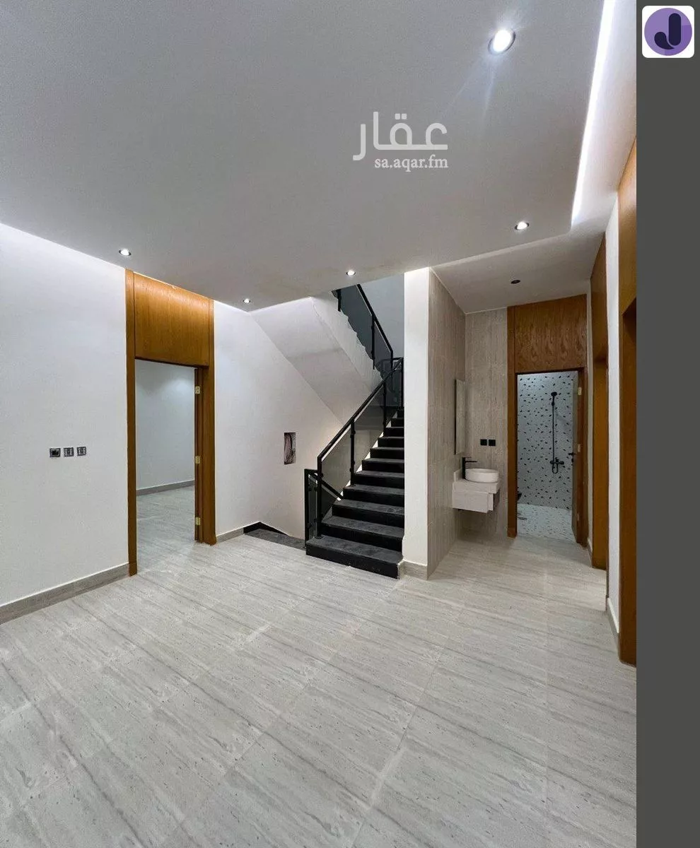 فيلا 5 غرف في طويق 7