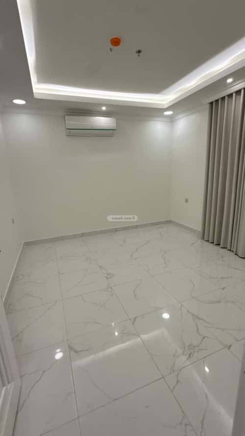 6 bedroom apartment in Al Hamra, Eastern Province 4
