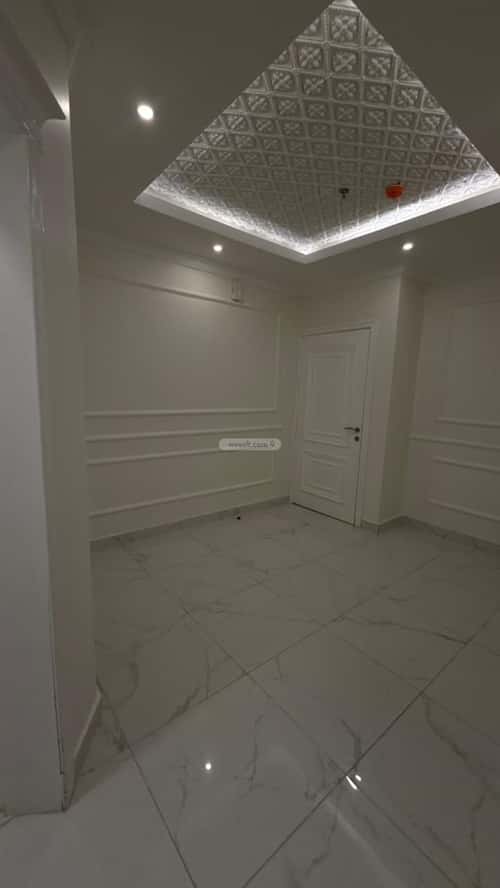 6 bedroom apartment in Al Hamra, Eastern Province 12