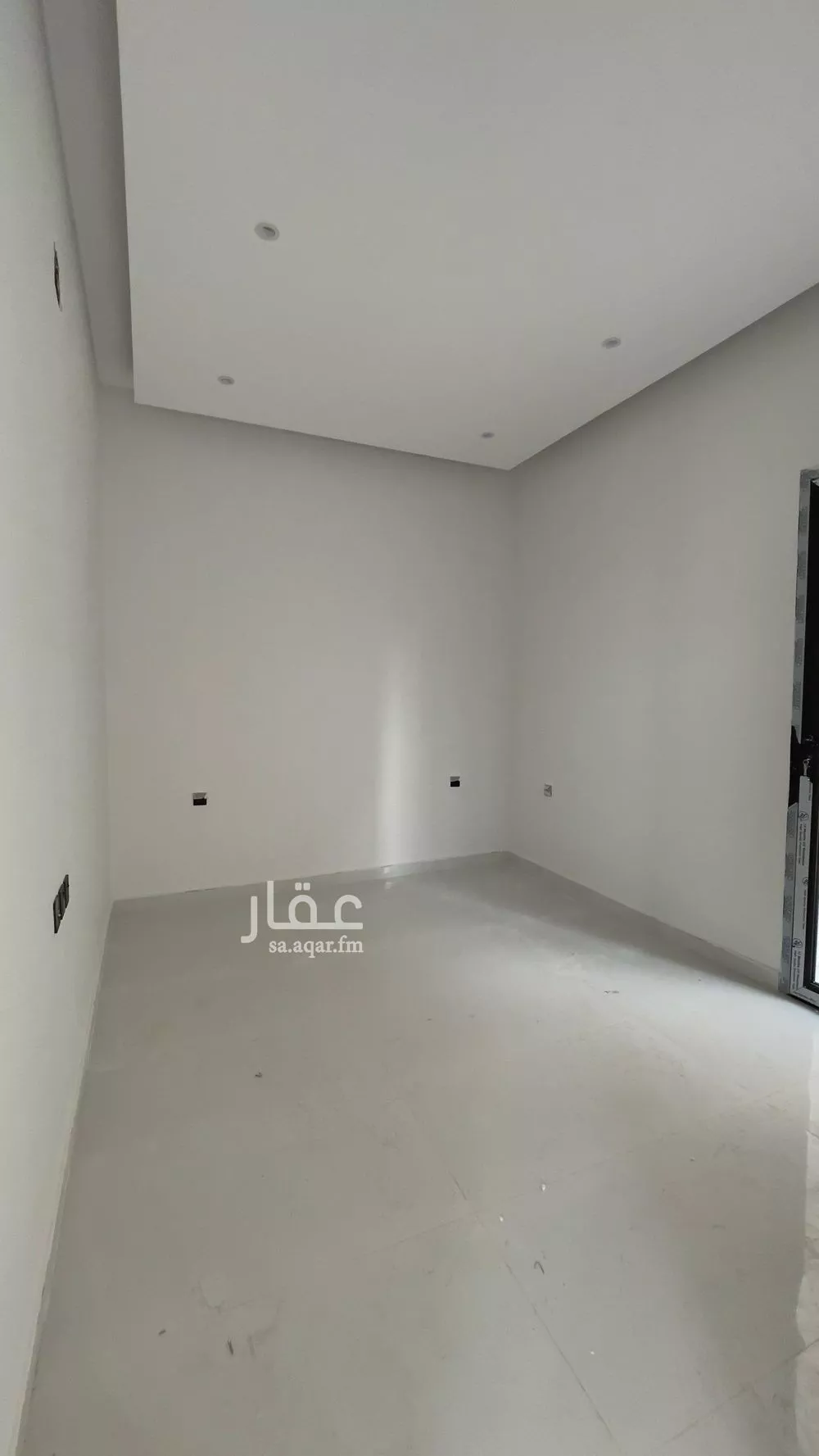 فيلا 6 غرف في المهدية 12