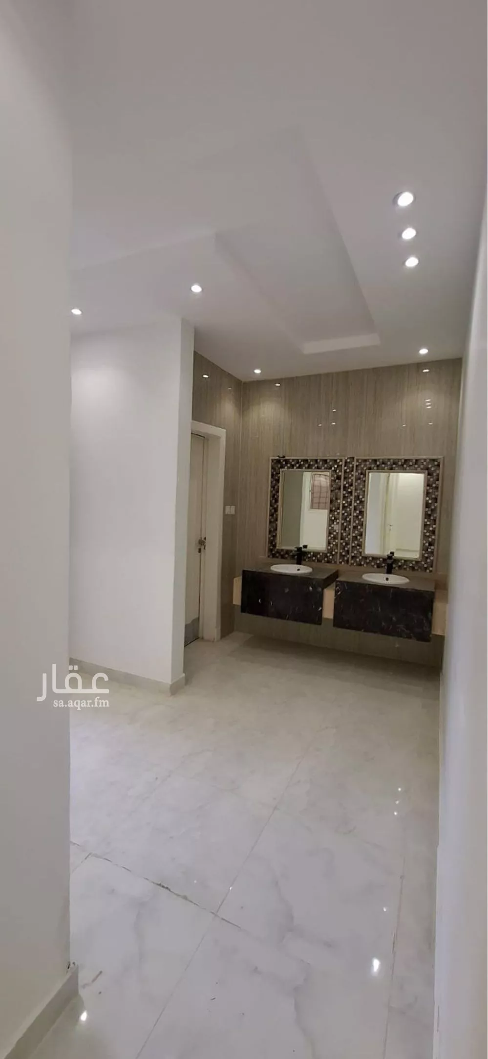 5 bedroom villa in Al Rimal 4