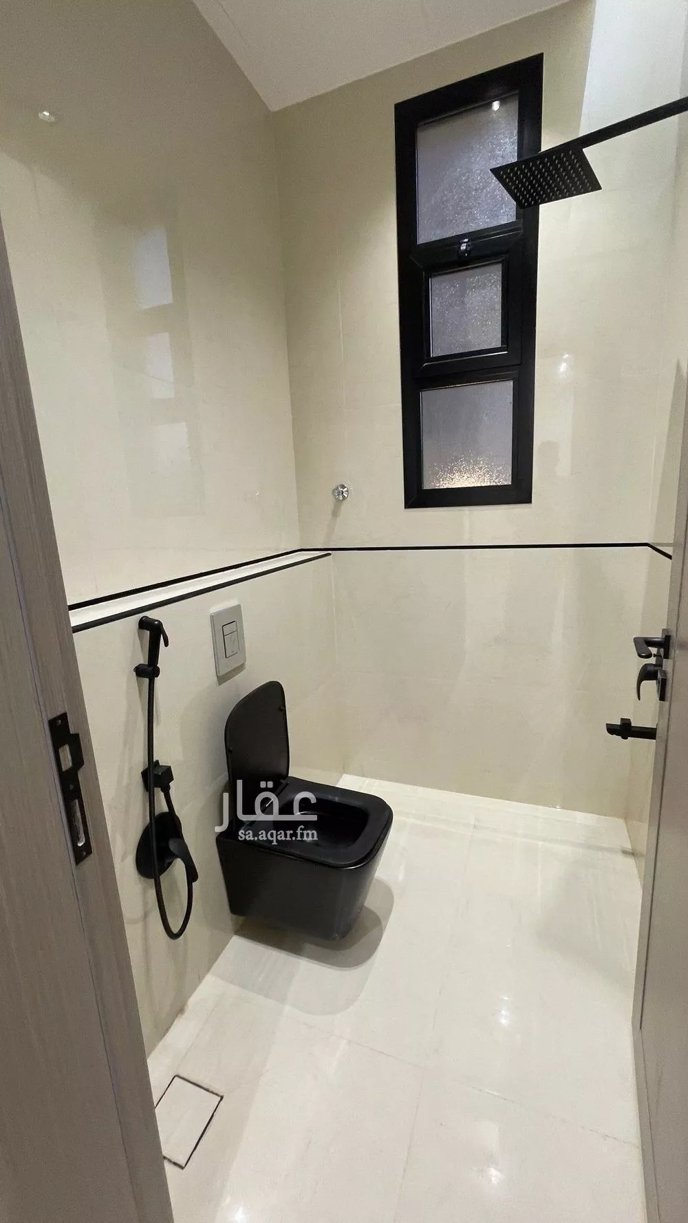 5 bedroom villa in Al Mahdiyyah 15