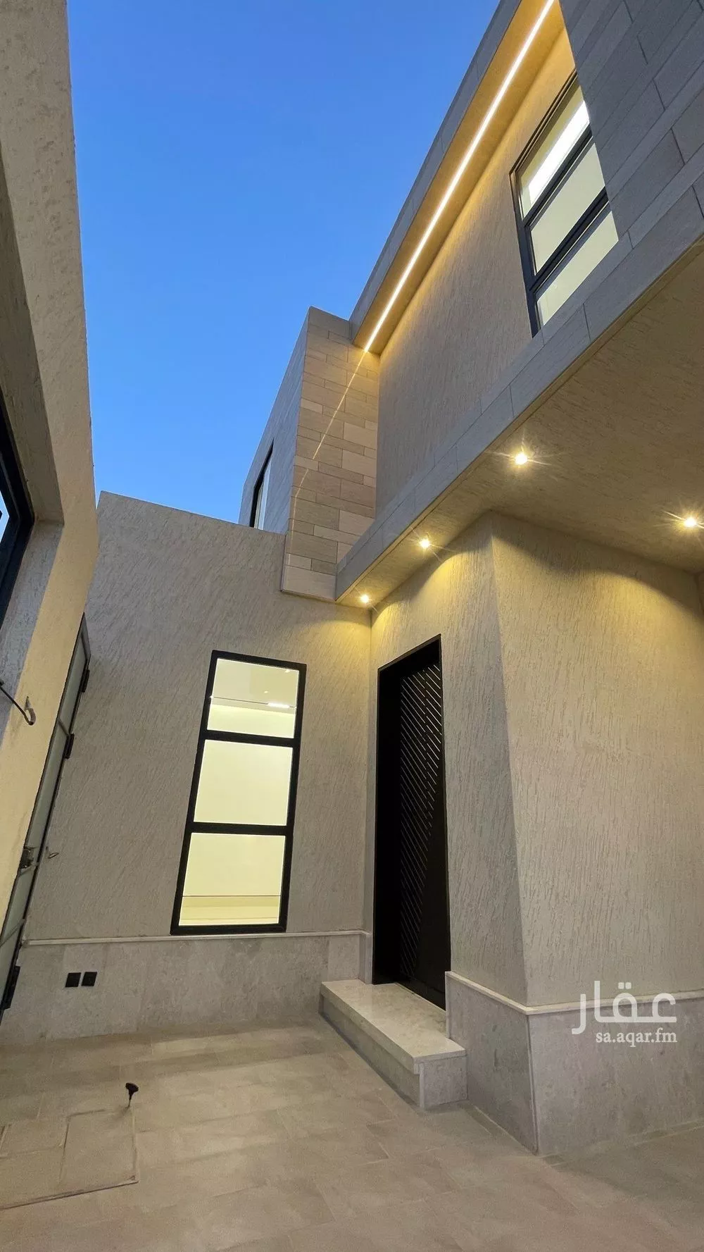 5 bedroom villa in Al Mahdiyyah 3