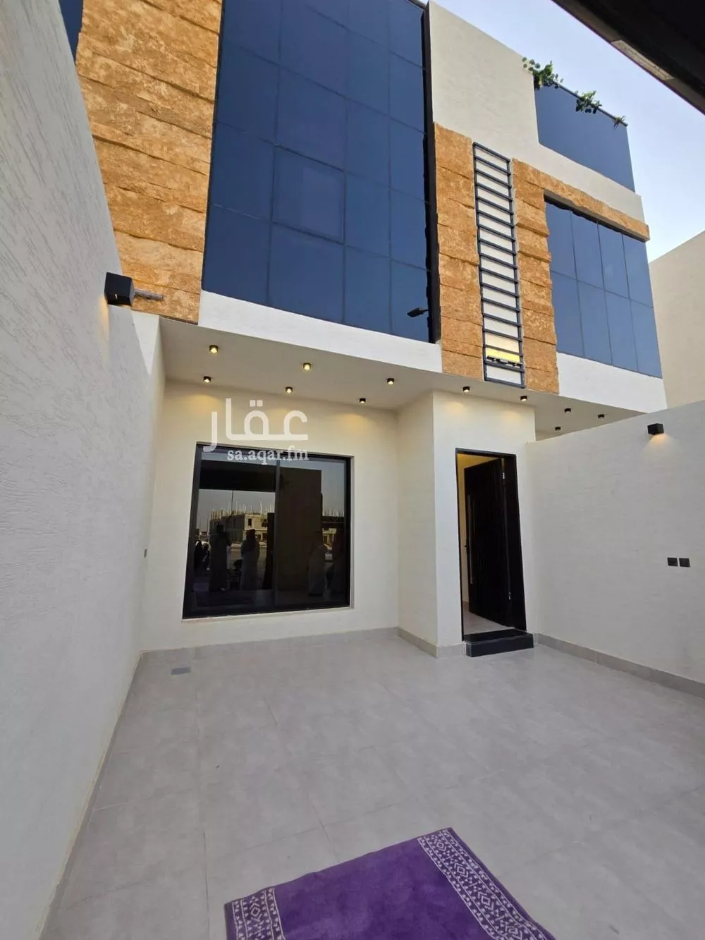 5 bedroom villa in Okaz 3