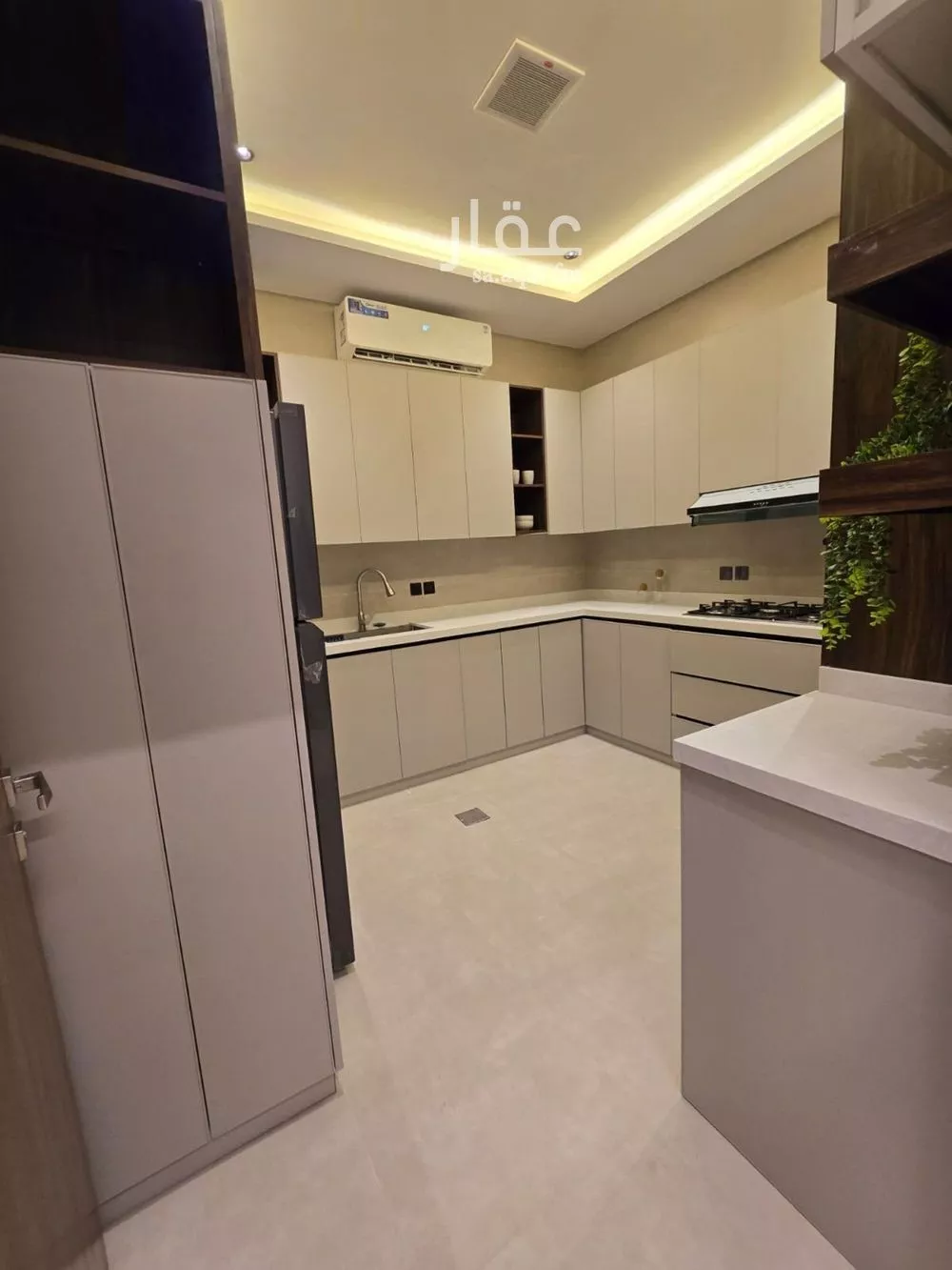 5 bedroom villa in Okaz 8