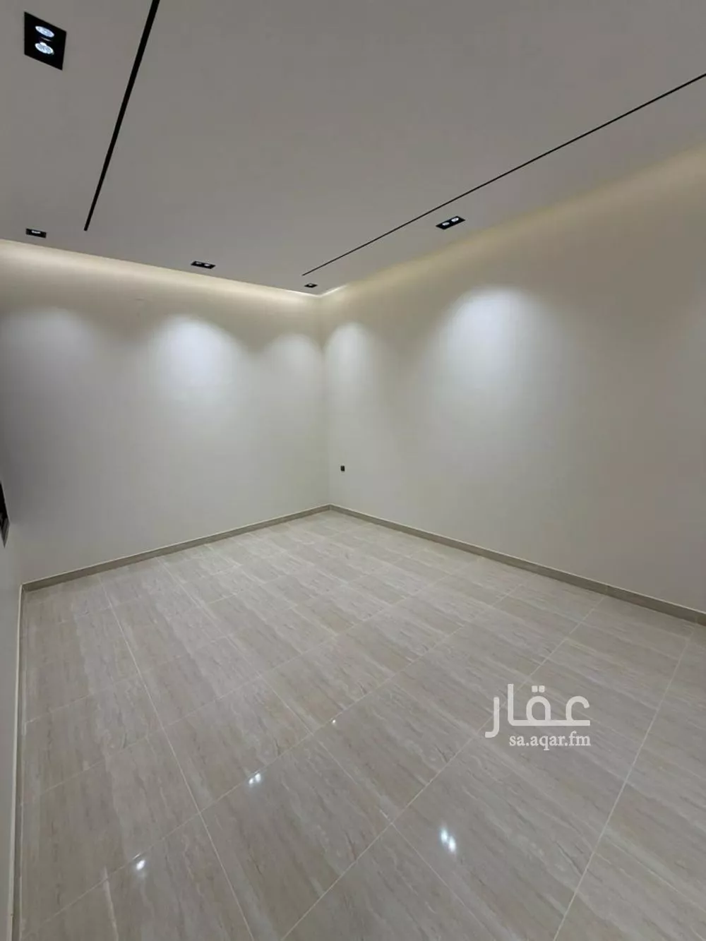 فيلا 5 غرف في الرمال 15