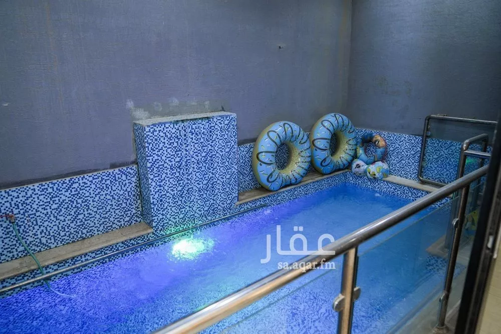 فيلا 6 غرف في المونسية 17