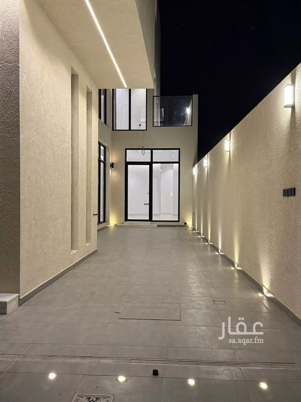 6 bedroom villa in Al Mahdiyyah 3