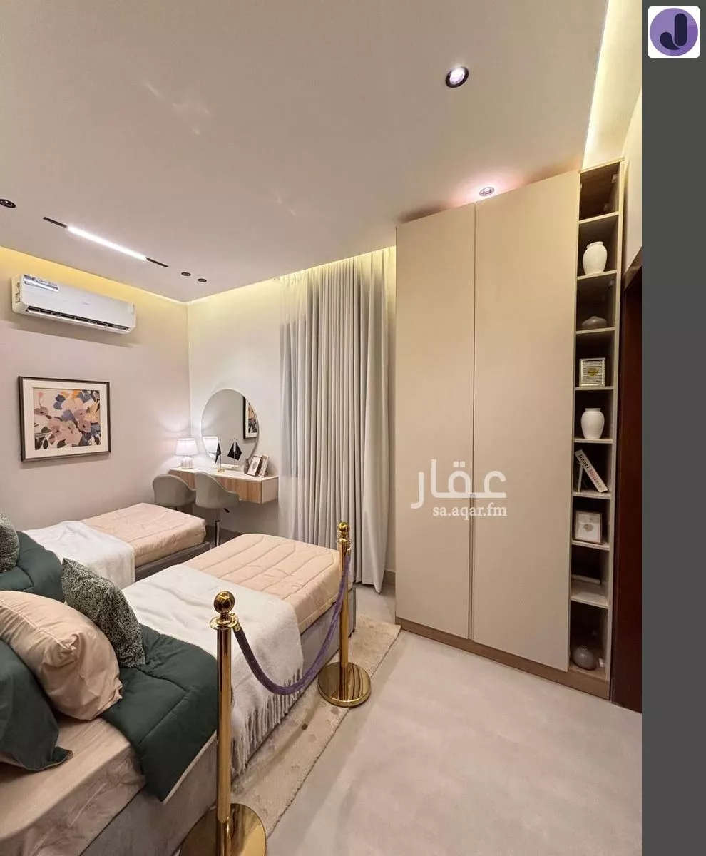 5 bedroom villa in Okaz 8