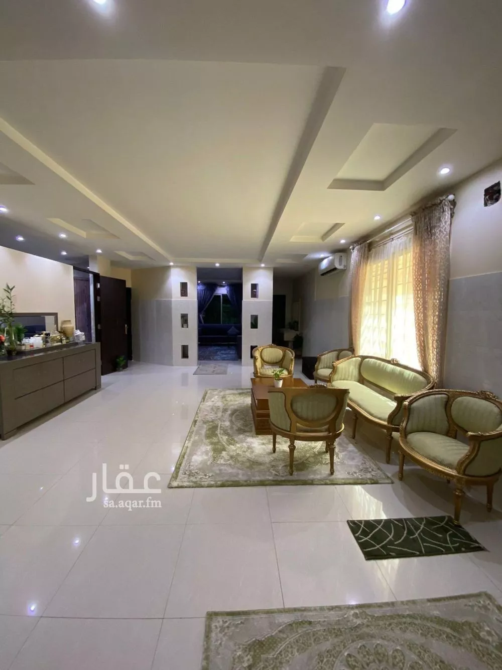 فيلا 3 غرف في العارض 3