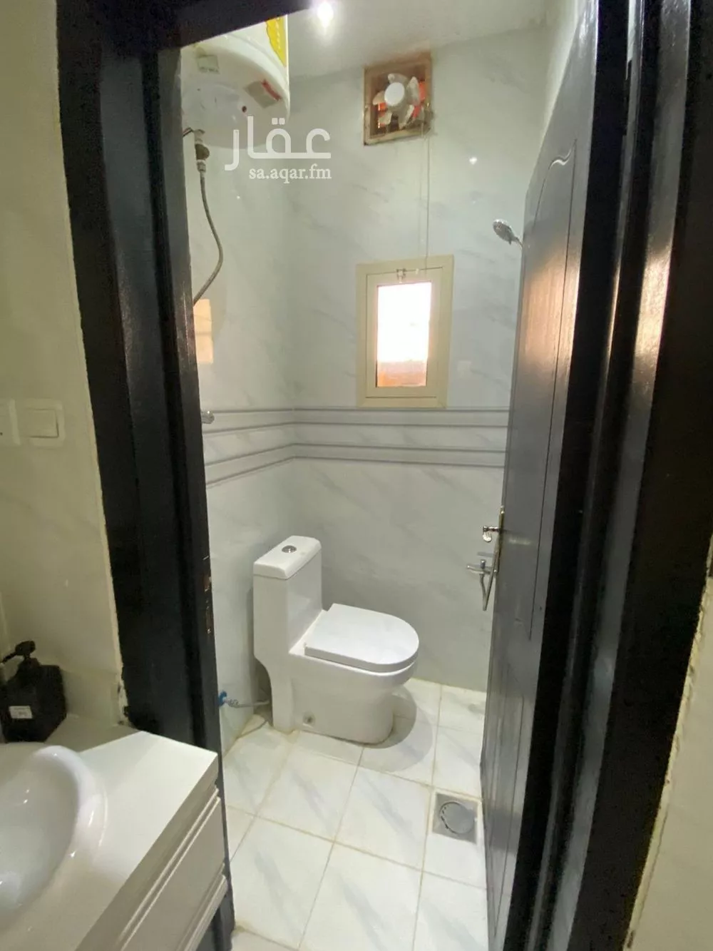 فيلا 3 غرف في العارض 4
