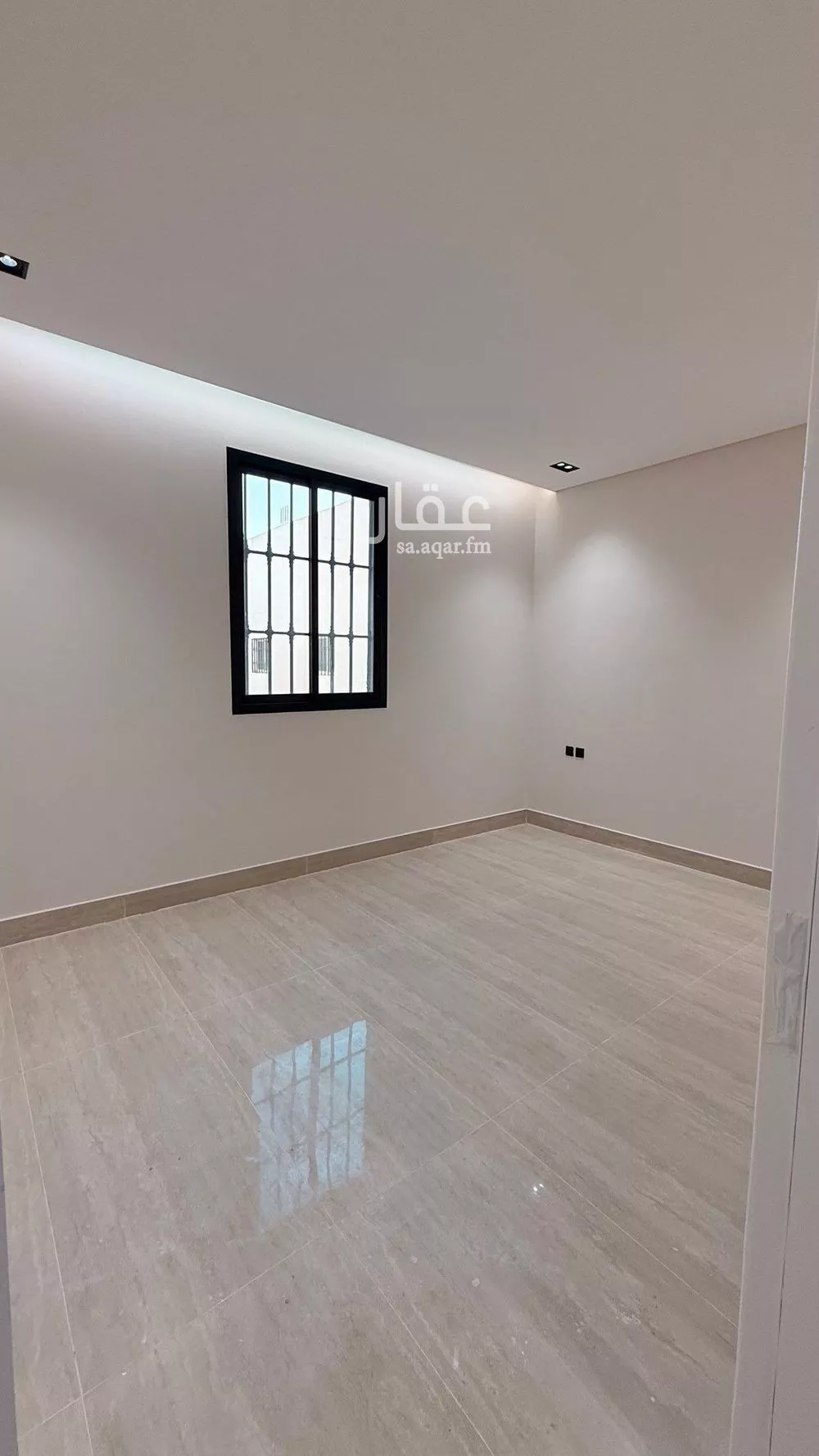 5 bedroom villa in Tuwaiq 17