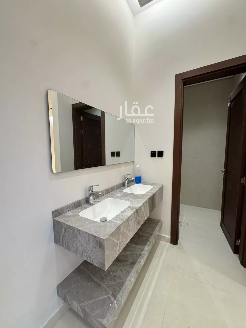 6 bedroom villa in Al Rimal 8