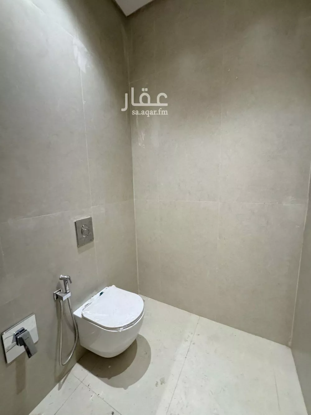 6 bedroom villa in Al Rimal 9